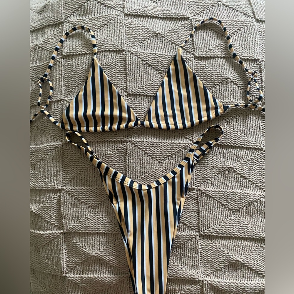 Zaful Striped Bikini